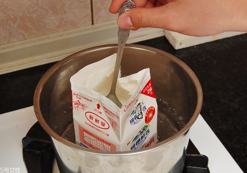 利乐包装牛奶可以加热