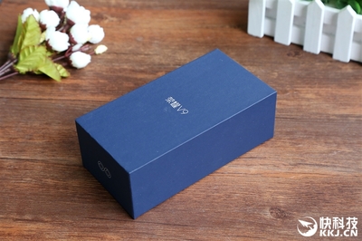 v9手机包装
