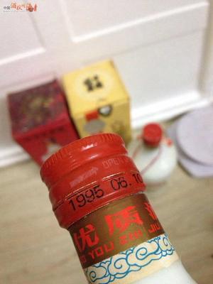 90年代白云边包装