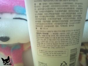 菲诗小铺洗面奶包装