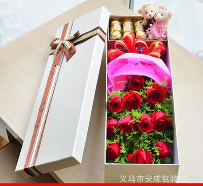 月饼包装盒里带玫瑰花